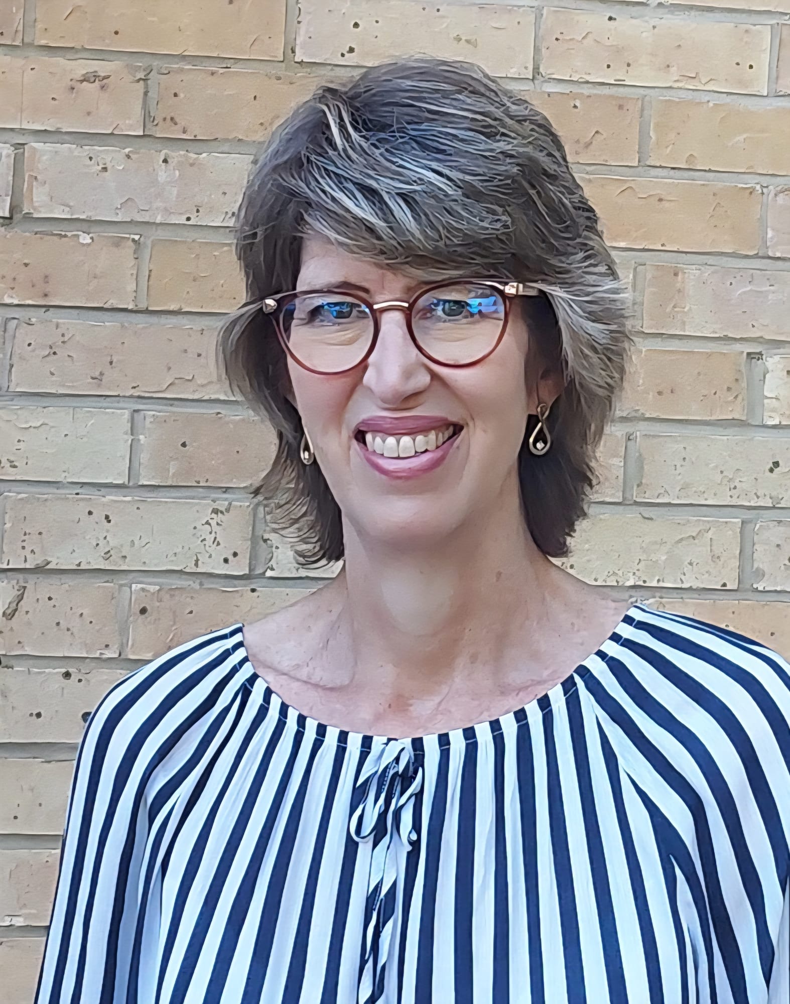 Portrait of Tracey Peppler, Director at Gold Lantern Advisory